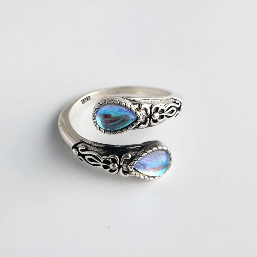 Vêlara — 925 Silver Vintage Blue Stone Ring