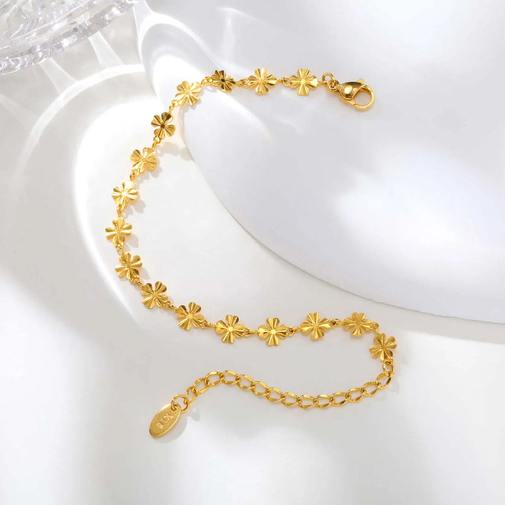 Velara - Gold Stack Chain Bracelet