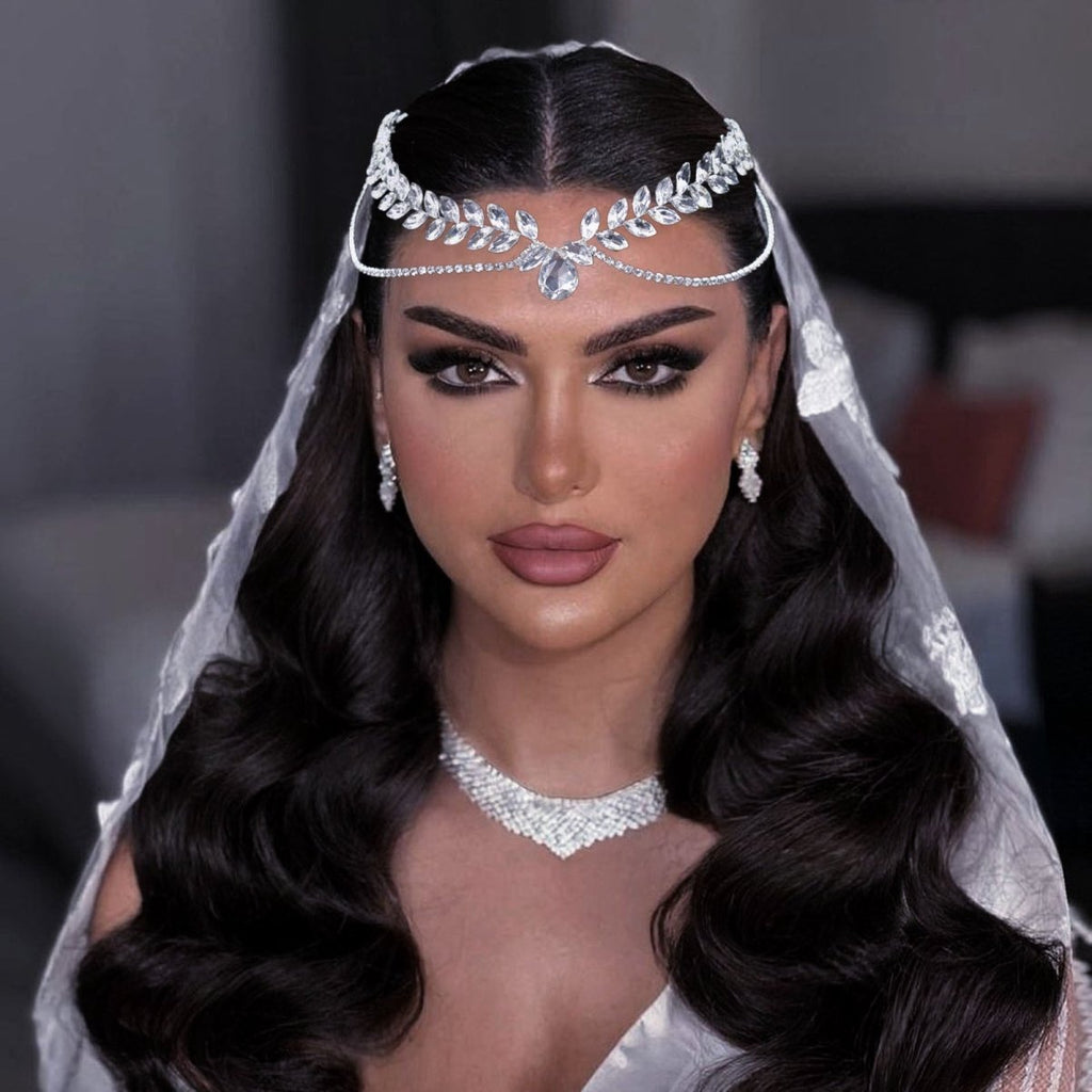 Vêlara — Teardrop Crystal Forehead Chain