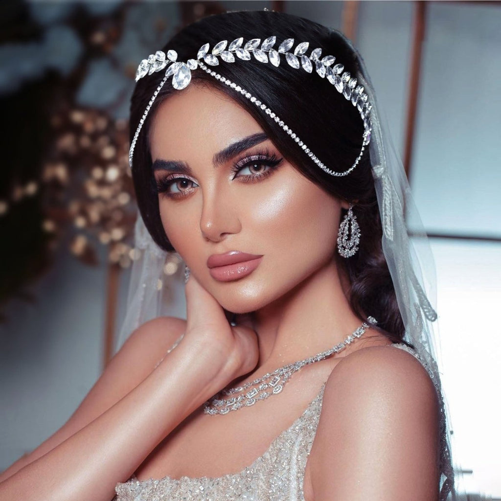 Vêlara — Teardrop Crystal Forehead Chain