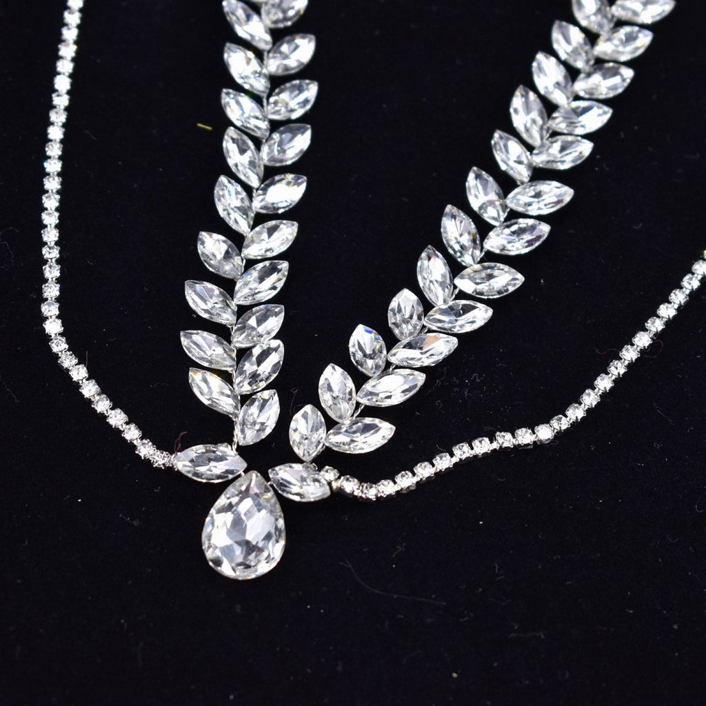 Vêlara — Teardrop Crystal Forehead Chain